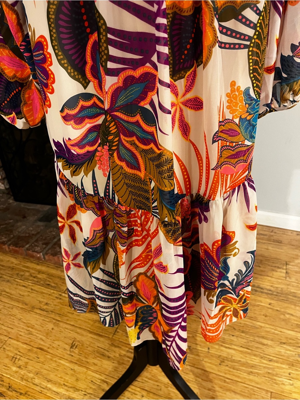 Trina Turk Multi-Color Tropical Print Long Sleeve Dress - Picture 5 of 5